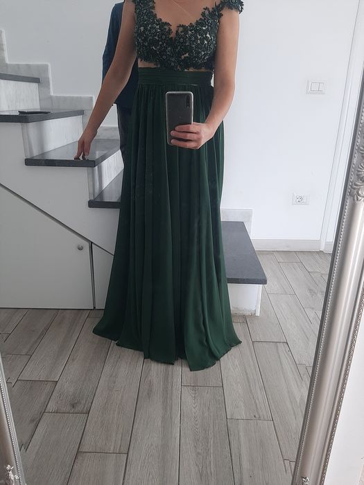 Vând rochie de seara verde smarald