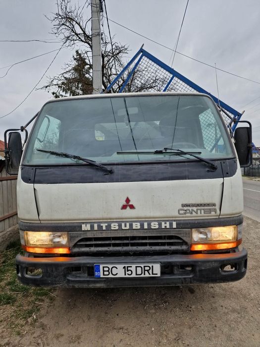 Vând mitsubishi canter