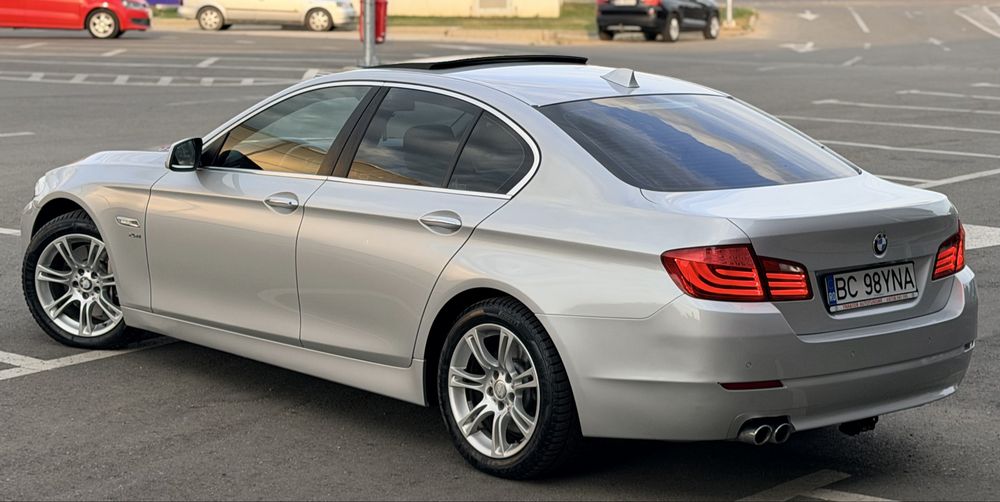 BMW 530d xDrive 258 CP | Automată 8+1 | Distronic | Soft Close | Ven tilație | Trapă | 2012