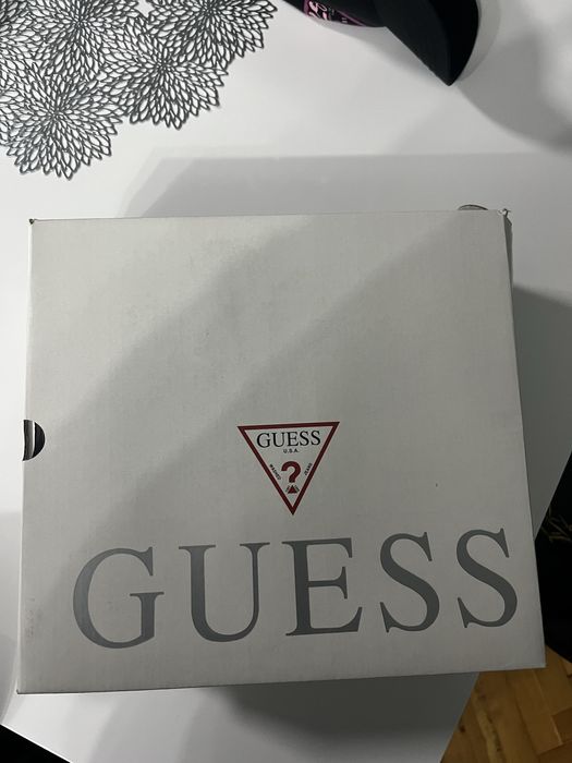 Обувки Guess тип чорап 36 номер стелка 23