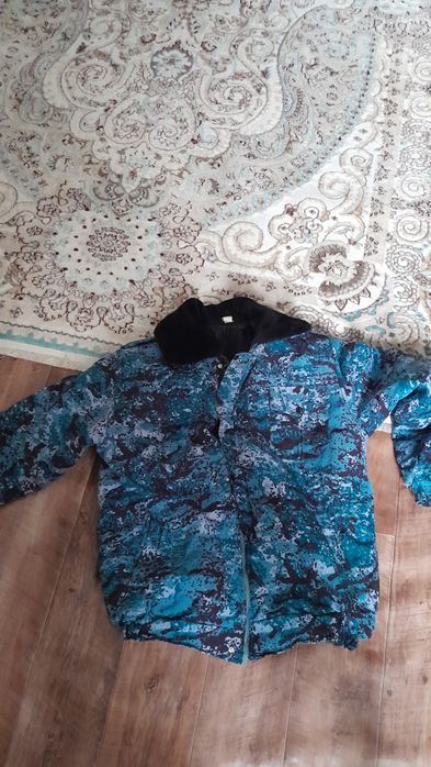 Продаю бушлат и ушанку