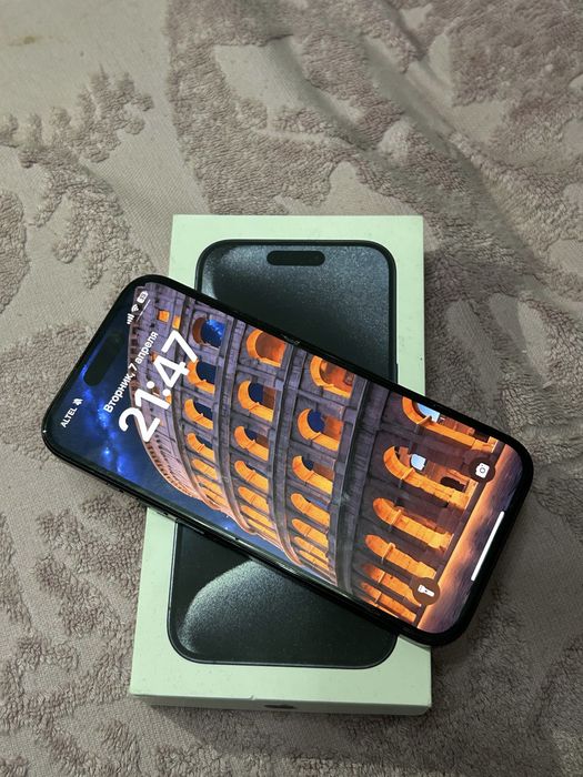 Продам iPhone 15pro 128 gb