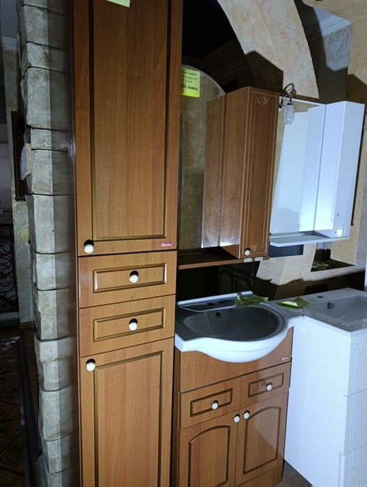 Распродаём раритетные гарнитуры для ванных комнат!