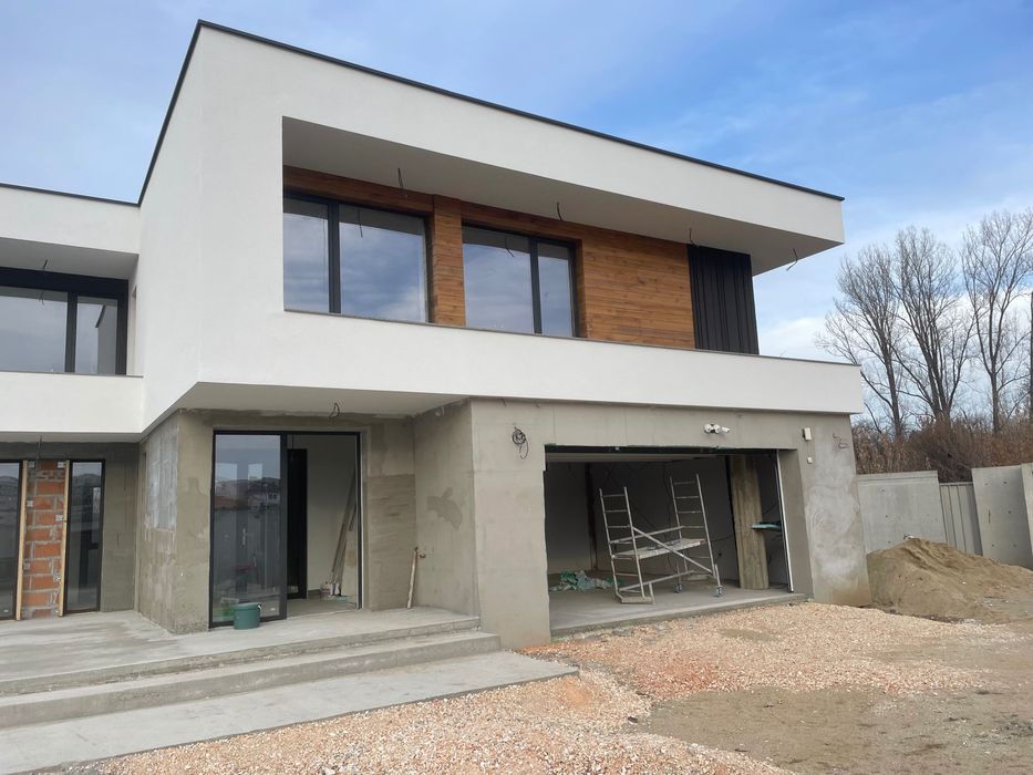 Външни и вътрешни ремонти