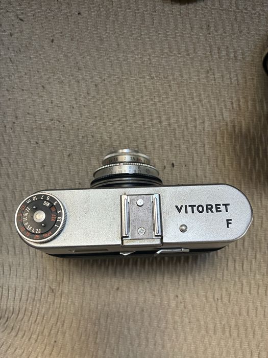 Немски ретро фотоапарат за цветни снимки