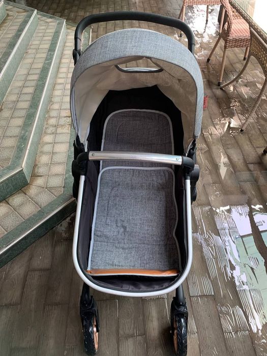 Детская коляска.