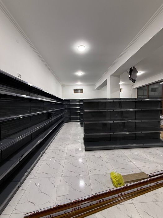 Stelajlar omborxona va magazinlar uchun targovoyni stellajlar