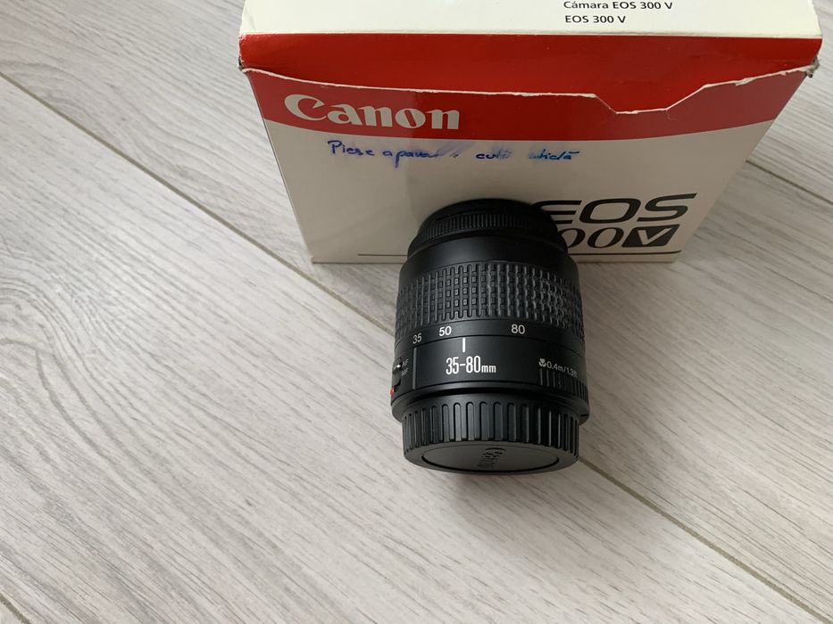 Aparat foto cu film Canon 300 V