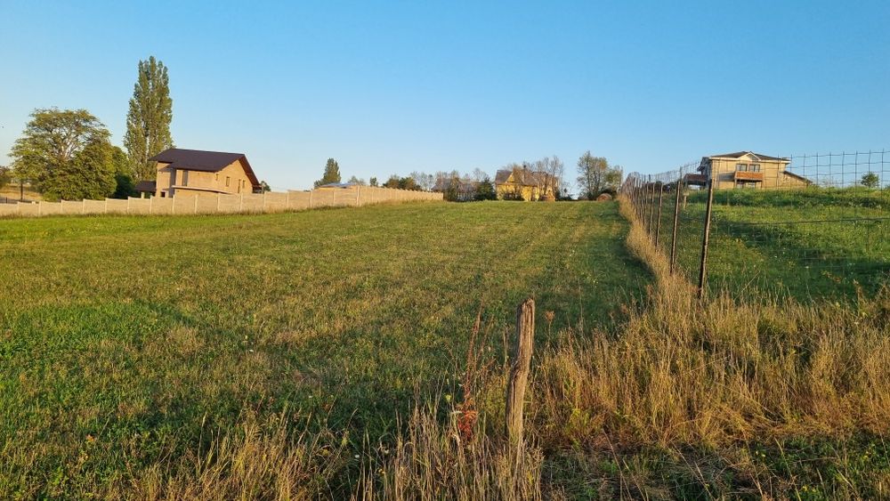 Vand teren parcele pe strada Baile Oglinzi in Targu Neamt [IN RATE)