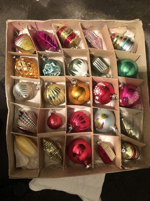 Продаю елочные игрушки советские