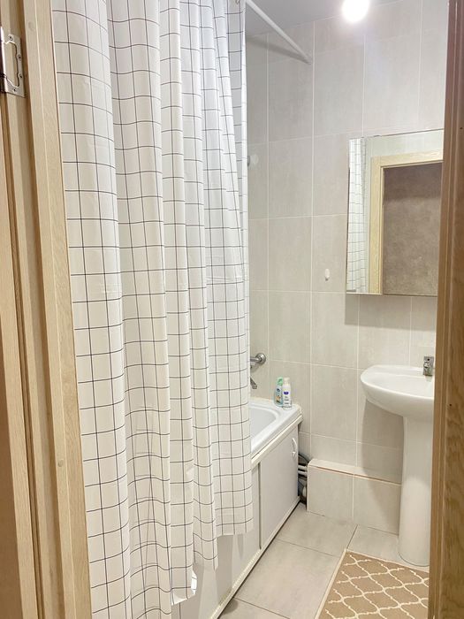 продам 3х комнатную