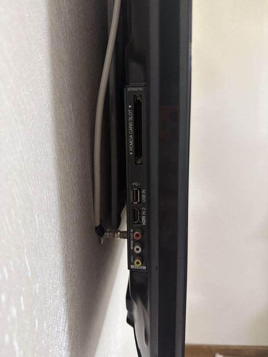 Продам бу телевизор LG