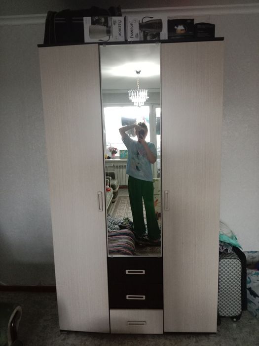 Продам шкаф в отличном состоянии ...