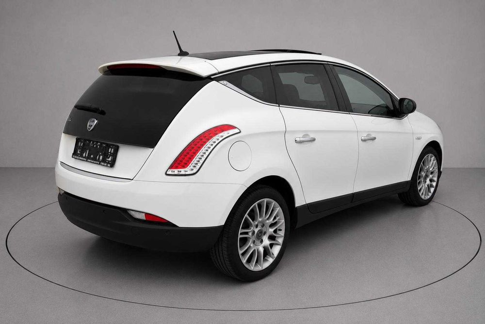 Lancia Delta 1.6 2013