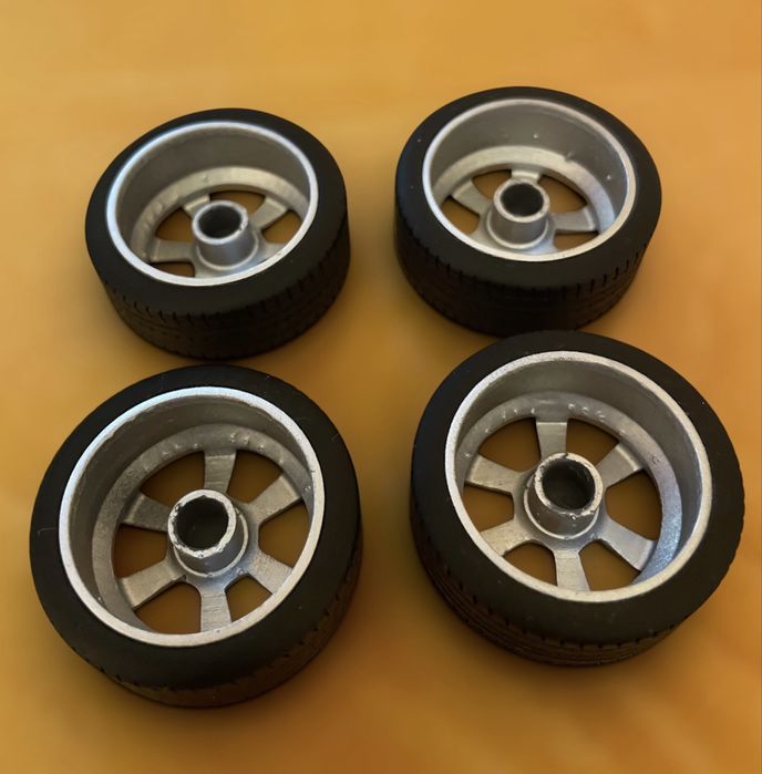 Roti macheta Audi scara 1:18