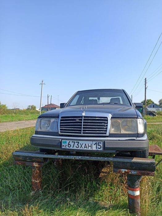 Мерседес целиком