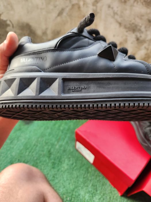 Adidasi Valentino originali