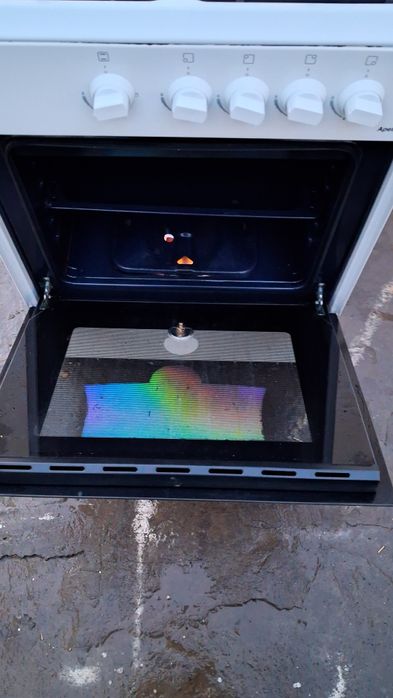 Срочно продаётся газ плита идеальном состоянии Ге