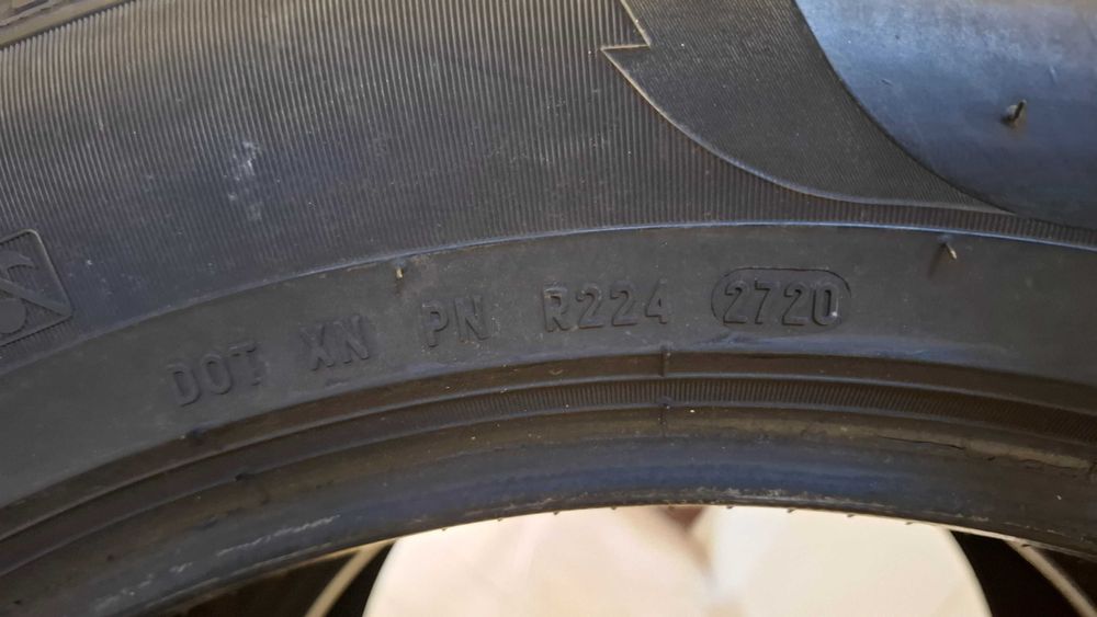2бр зимни гуми Pirelli scorpion 285 45 20