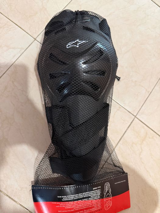 Наколенки Alpinestar