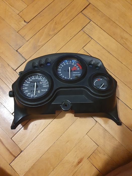 Honda cbr 600 f3 части и електроника