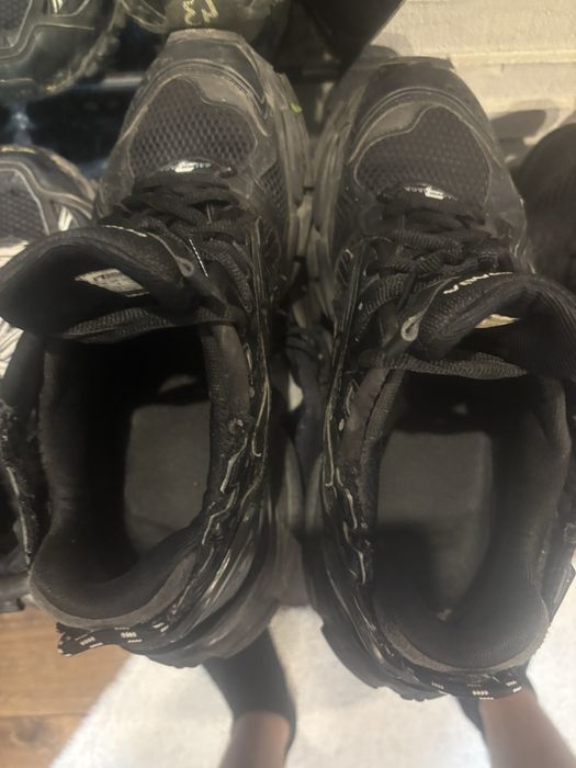 Balenciaga runners black