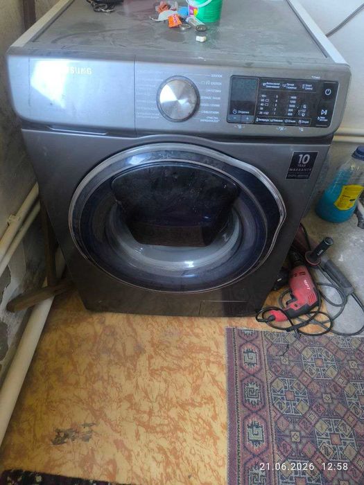 Продам Срочно Стиральную Машину 10,5 кг