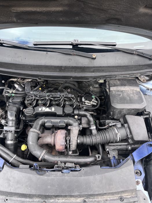Dezmembrez Ford Focus 1.6 TDCI