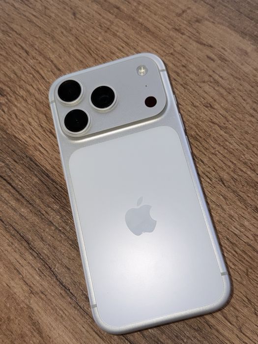 iPhone 17 Pro 256gb silver