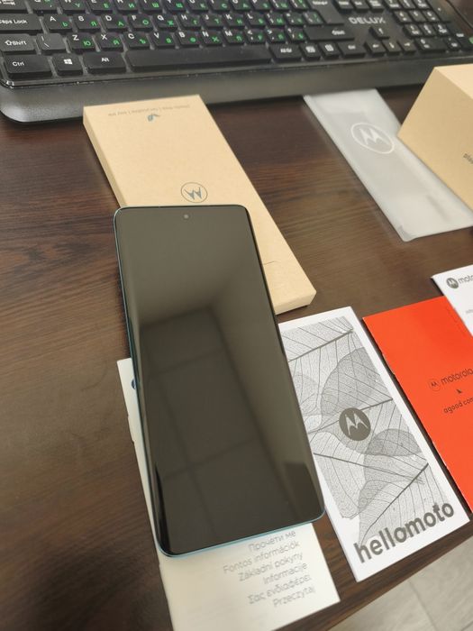 Motorola edge 40 neo 12gb ram