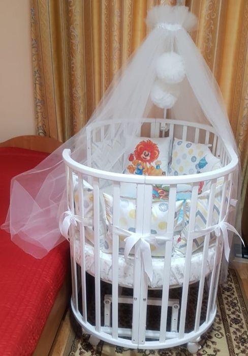 Детская кроватка