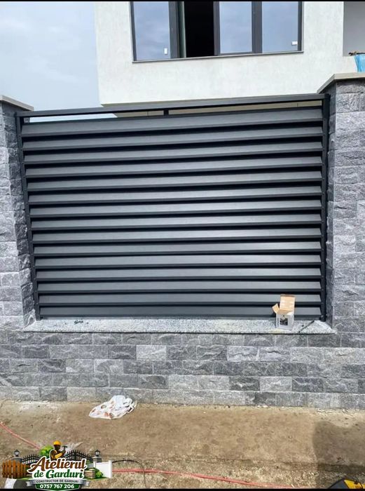Executăm porți din lamele executăm porți din șipcă metalică executăm porți din tablă cutată executăm orice model de poartă la comanda clientului