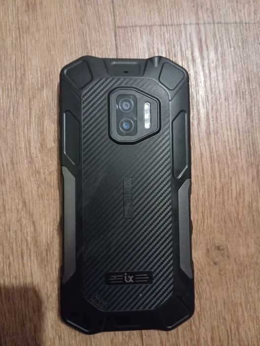 Продам смартфон тх