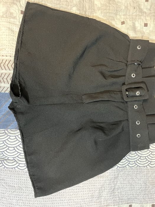 Продавам дамски къси панталонки