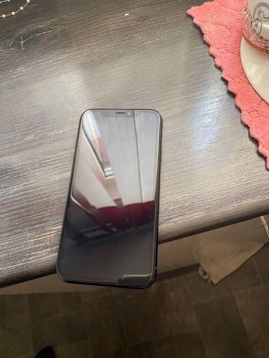 XR айфон 256 в идеале
