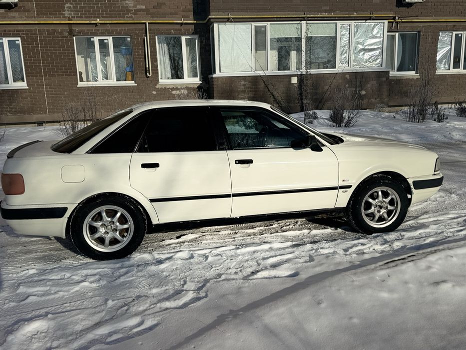 Ауди 80 Б4 2.0 моник газ бензин