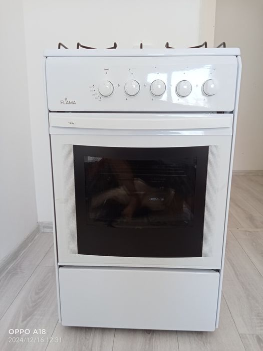 Газ плита  новый