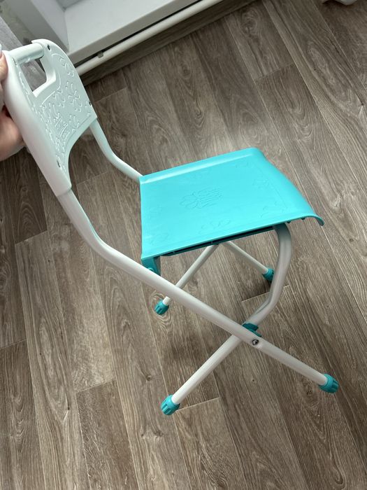 Продам деткий столик