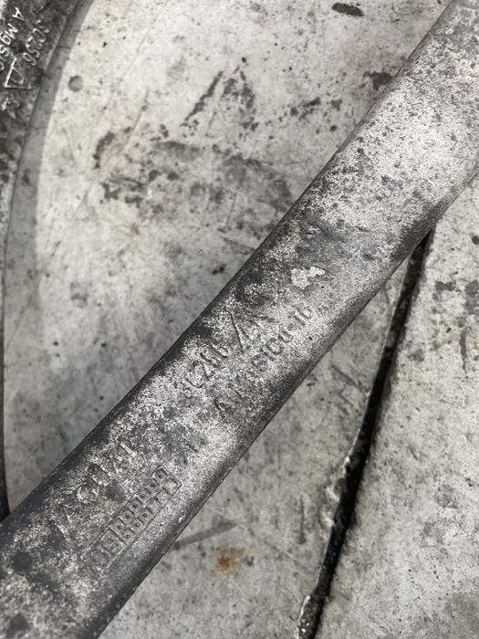 Brat / bascula inferioara Jaguar XF stanga / dreapta