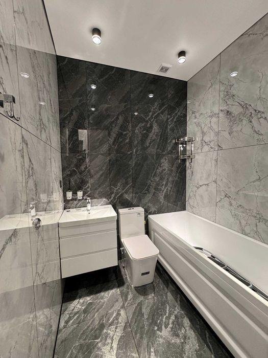 Шайхонтоҳур тумани Кўкча дарвоза Тир Маҳалла 2.3 сотих 300 кв.м