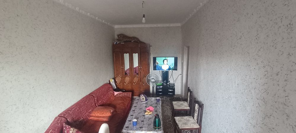 Dom Bogʻishamol mahallasida 4 honadan iborat