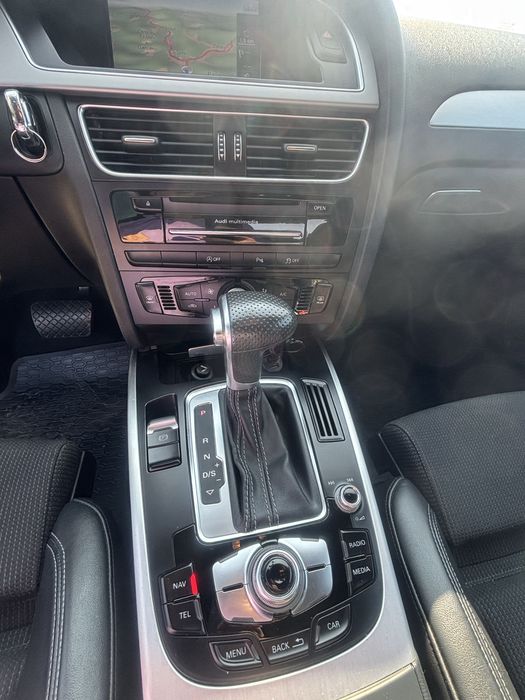 Audi a4 Avant S-line!!