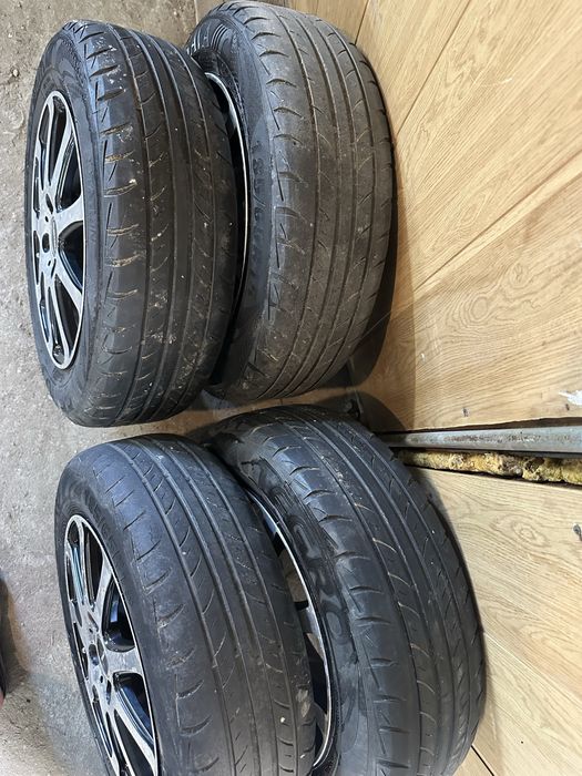 R15 PCD 4*100 Комплект диское резиной 185/65