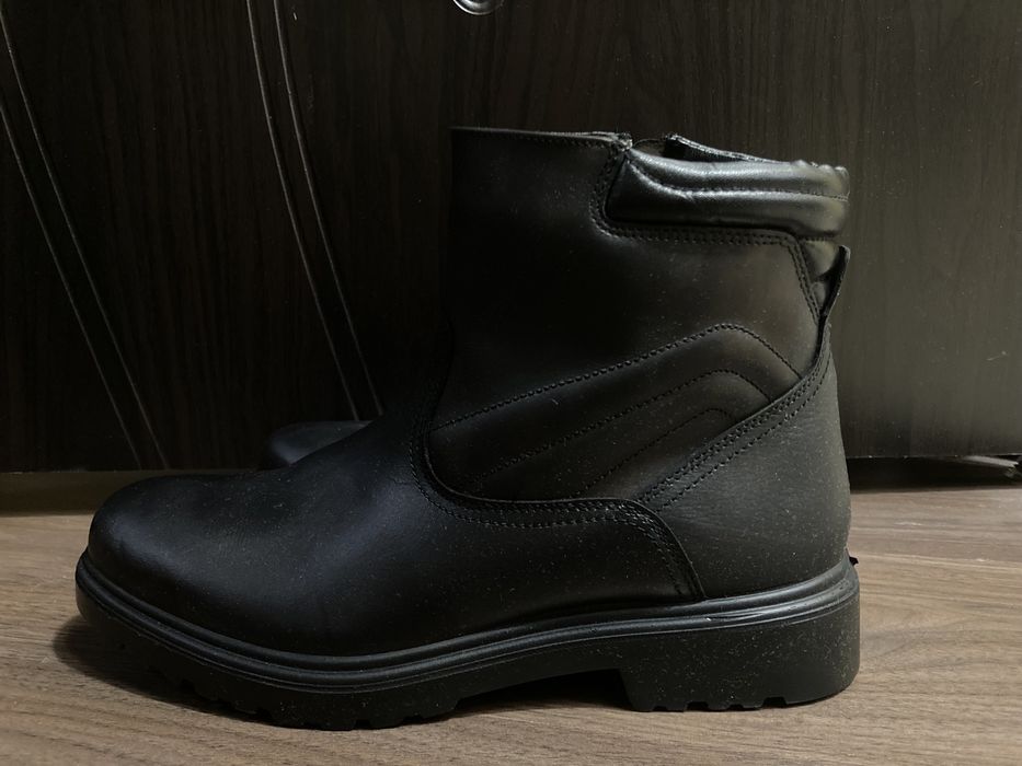 Мъжки боти нови естественя кожа