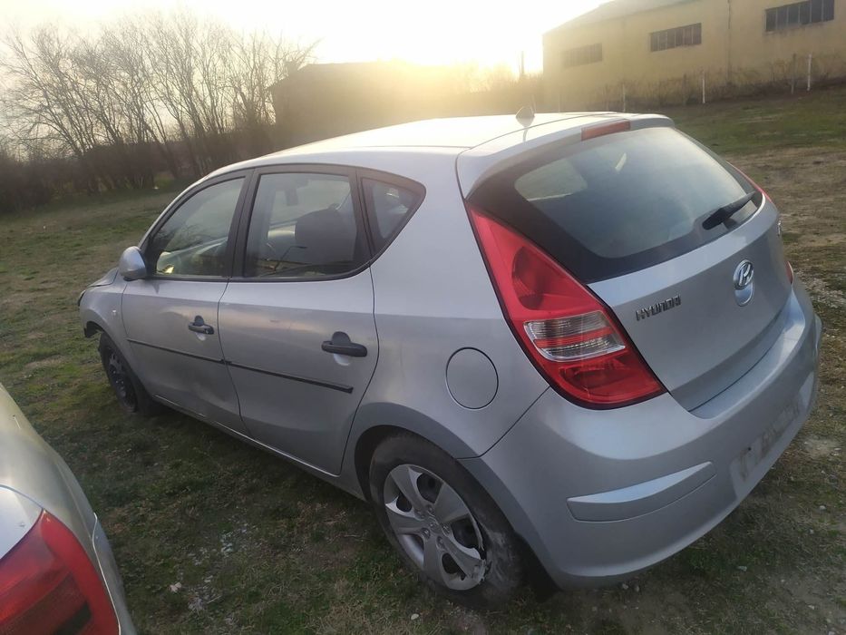 Hyundai i30 1.4i на части 109k 2010г.
