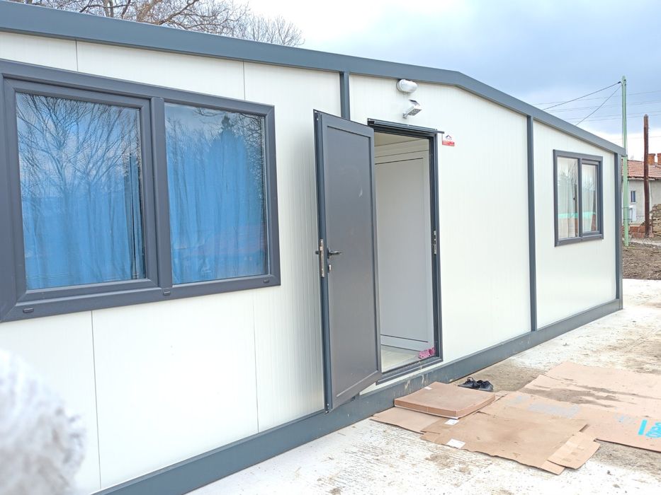 Продава се парцел с жилищен контейнер в село Режанци, област Перник