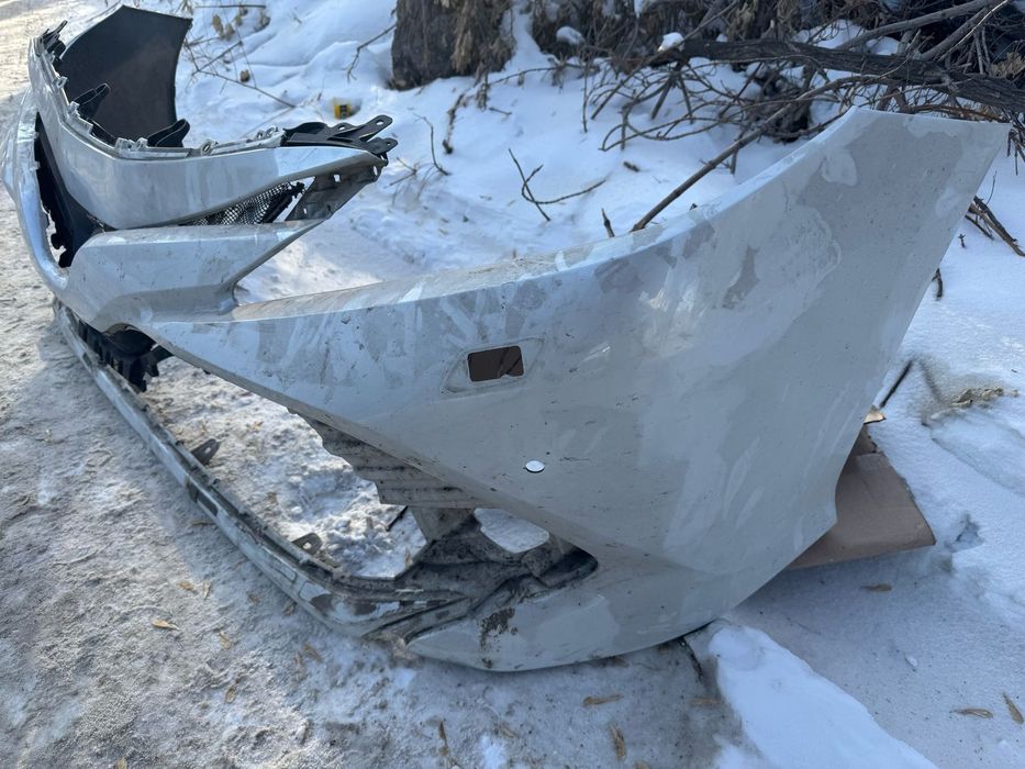 Продам бампер камри 70