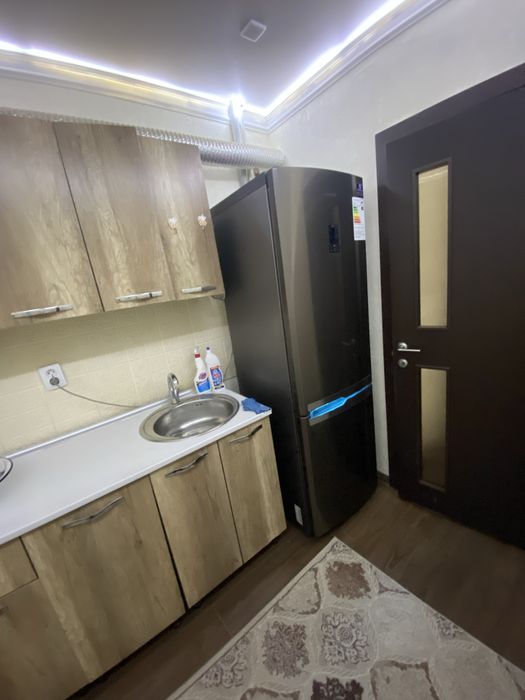 Xolodlnk  sotiladi  400 xolati yaxwi