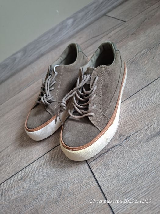 Есенно пролетни обувки Мango