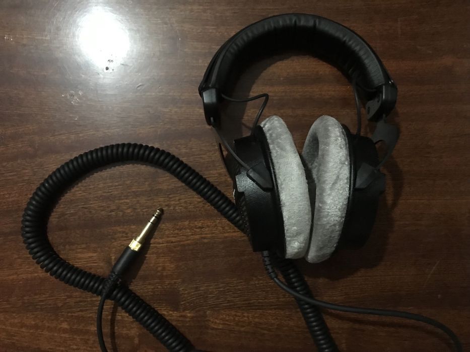 Beyerdynamic DT 990 Pro (250ом)